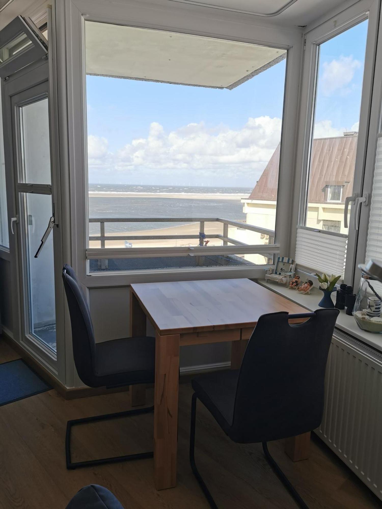 Strandblick Im Haus Seeblick Bismarckstrasse Borkum Exterior foto